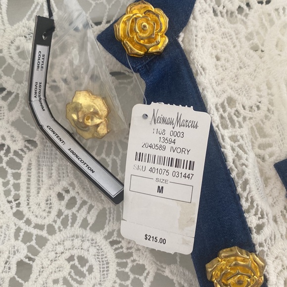 Ivory lace cardigan with denim trim, gold buttons NWT - Picture 5 of 6